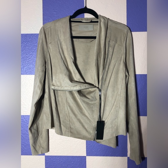 NWT Blank NYC Faux Suede Drapey Moto Jacket in Tan - Size L - Picture 1 of 5